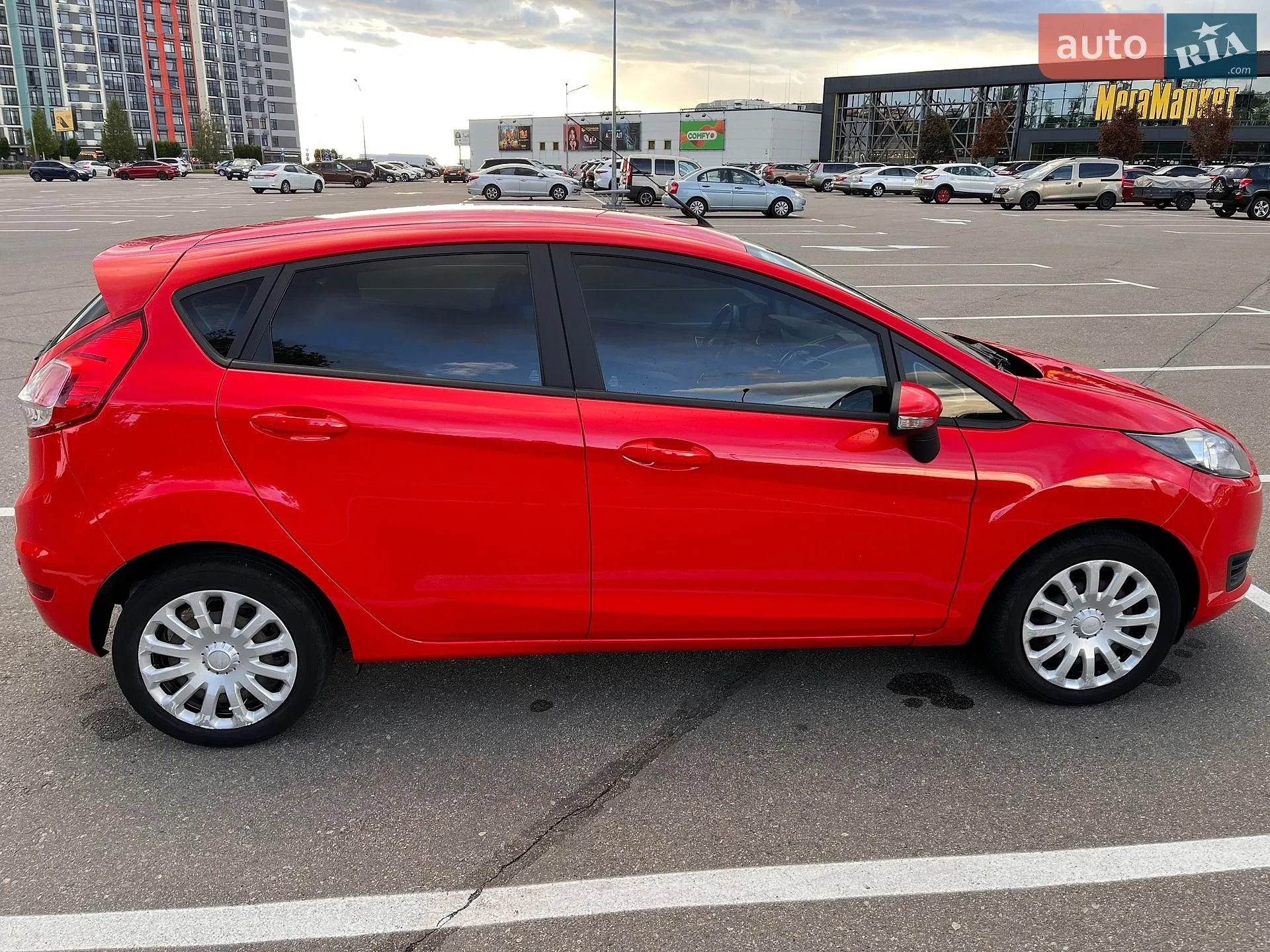 2014 Ford Fiesta - мініатюра 8