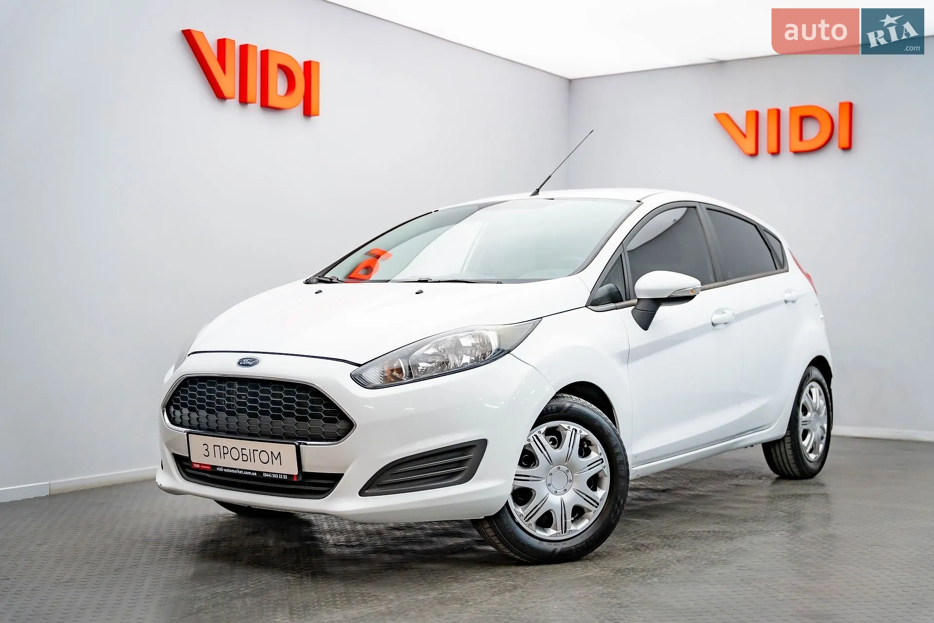2017 Ford Fiesta - фото 1