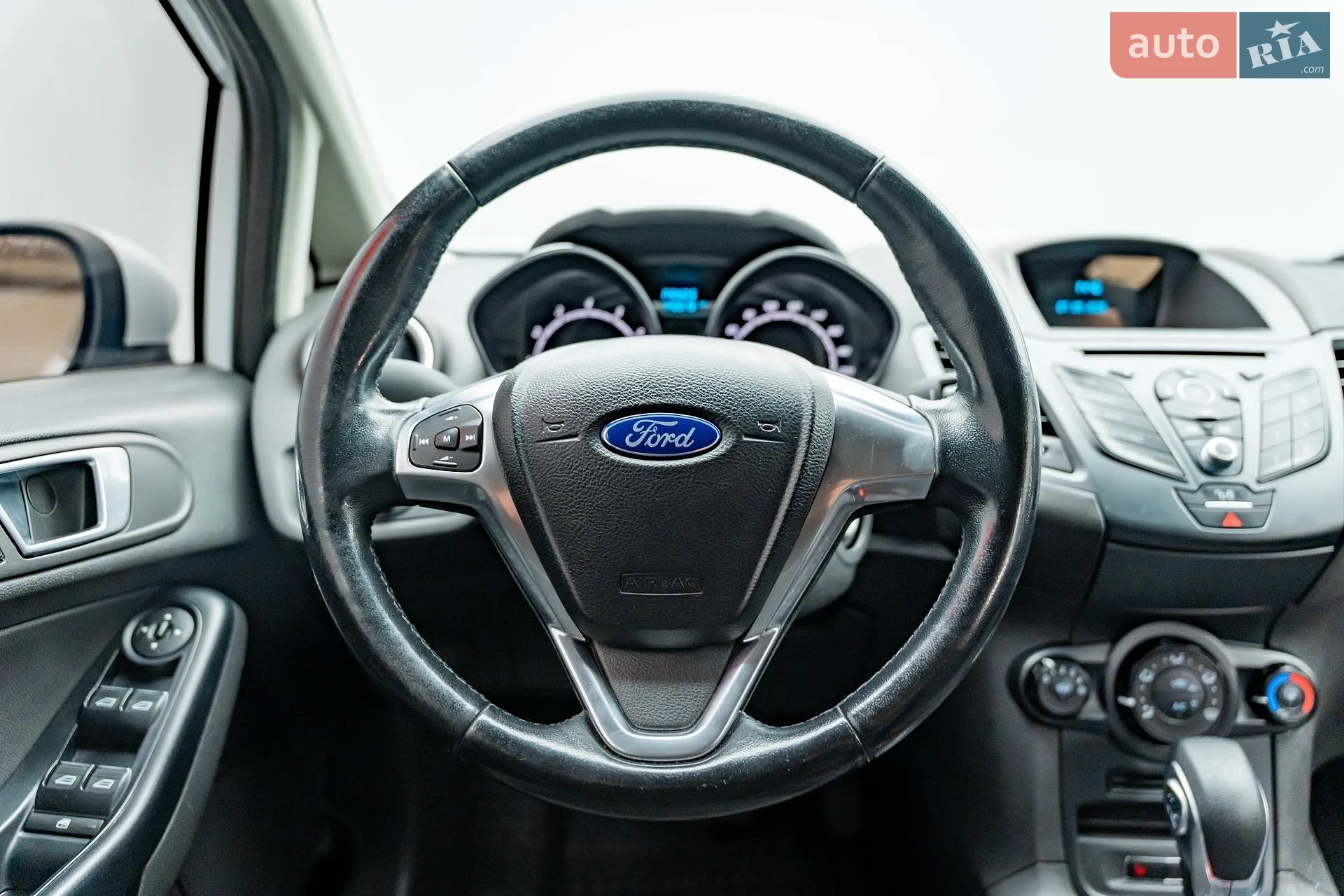 2017 Ford Fiesta - мініатюра 13