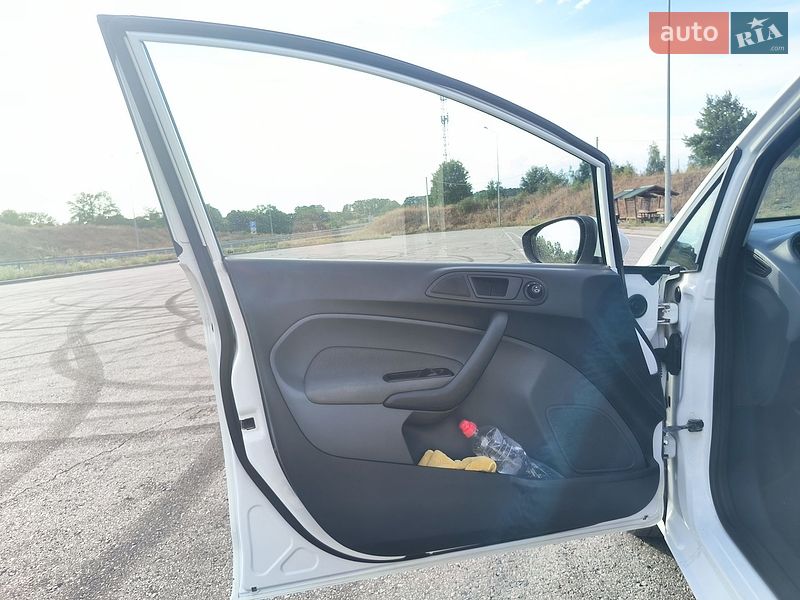 Хэтчбек Ford Fiesta 2009 в Полтаве