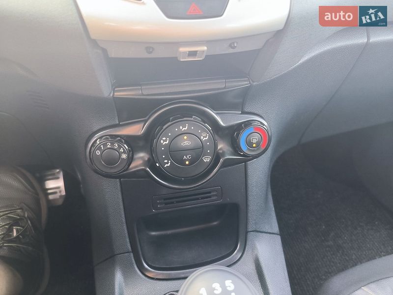 Хэтчбек Ford Fiesta 2009 в Полтаве