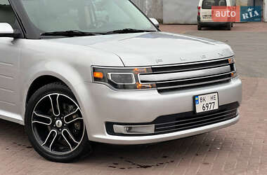 Позашляховик / Кросовер Ford Flex 2017 в 