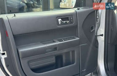 Внедорожник / Кроссовер Ford Flex 2016 в 