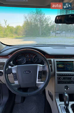 Позашляховик / Кросовер Ford Flex 2013 в 