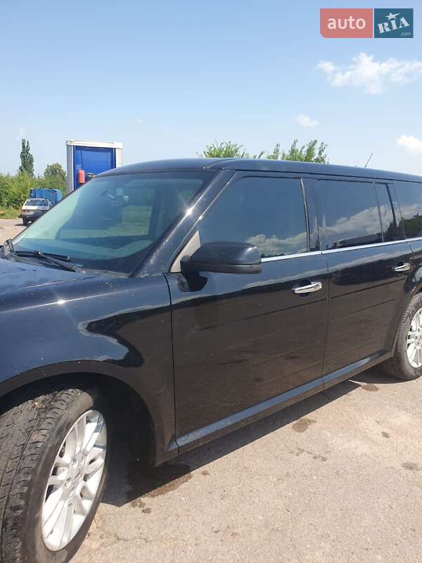 Позашляховик / Кросовер Ford Flex 2016 в Ратному