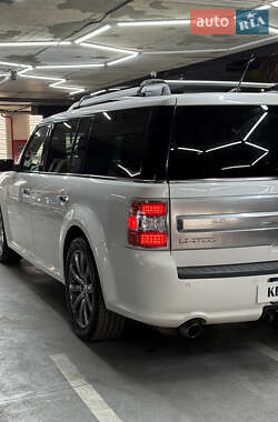 Внедорожник / Кроссовер Ford Flex 2014 в 