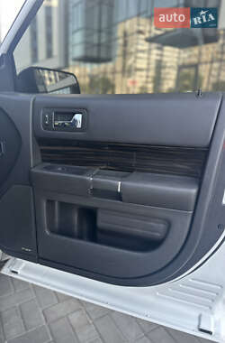 Внедорожник / Кроссовер Ford Flex 2014 в 