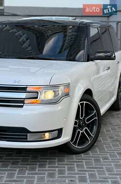 Позашляховик / Кросовер Ford Flex 2014 в 
