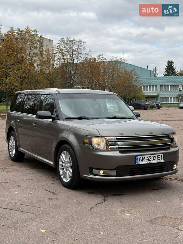 Внедорожник / Кроссовер Ford Flex 2013 в 
