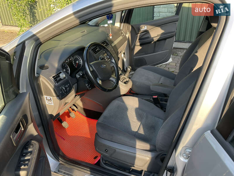 Микровэн Ford Focus C-Max 2003 в Сторожинце