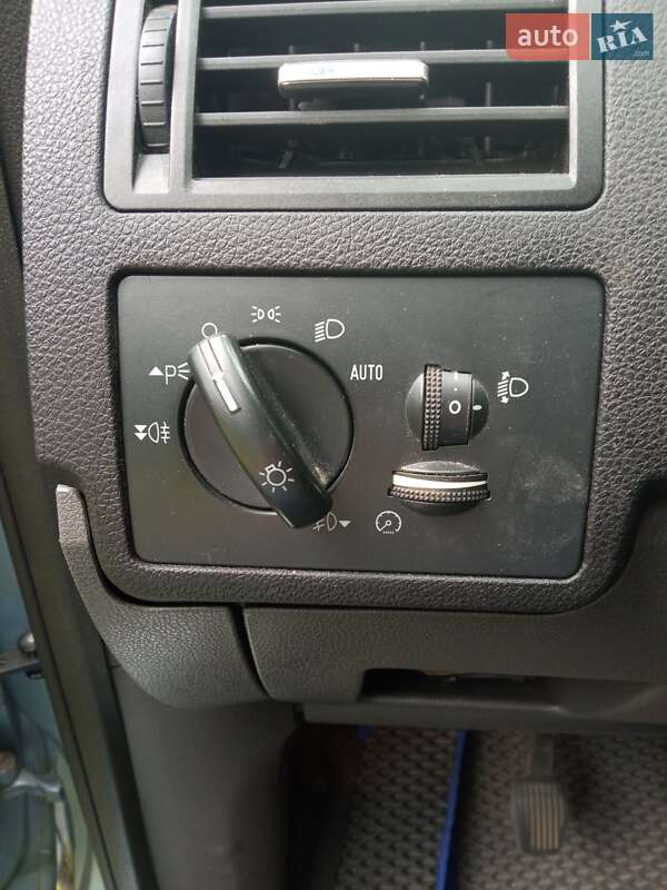 Микровэн Ford Focus C-Max 2007 в Мене