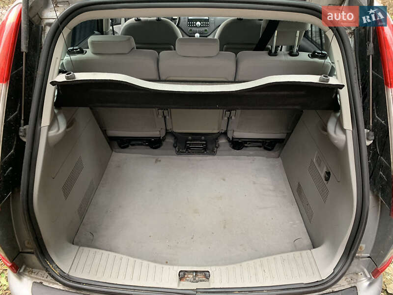 Мікровен Ford Focus C-Max 2004 в Івано-Франківську