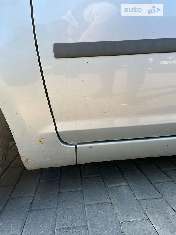 Микровэн Ford Focus C-Max 2003 в Хусте