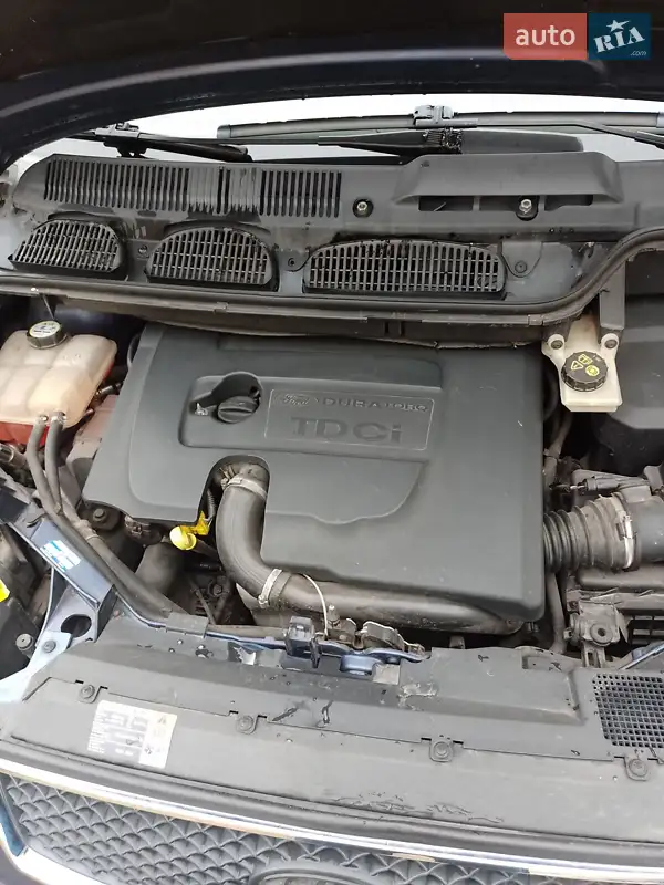 Минивэн Ford Focus C-Max 2006 в 
