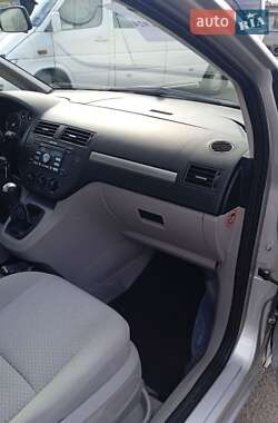 Мінівен Ford Focus C-Max 2005 в 