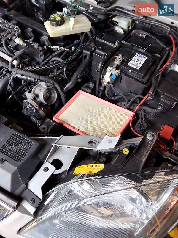 Мінівен Ford Focus C-Max 2007 в Яготині