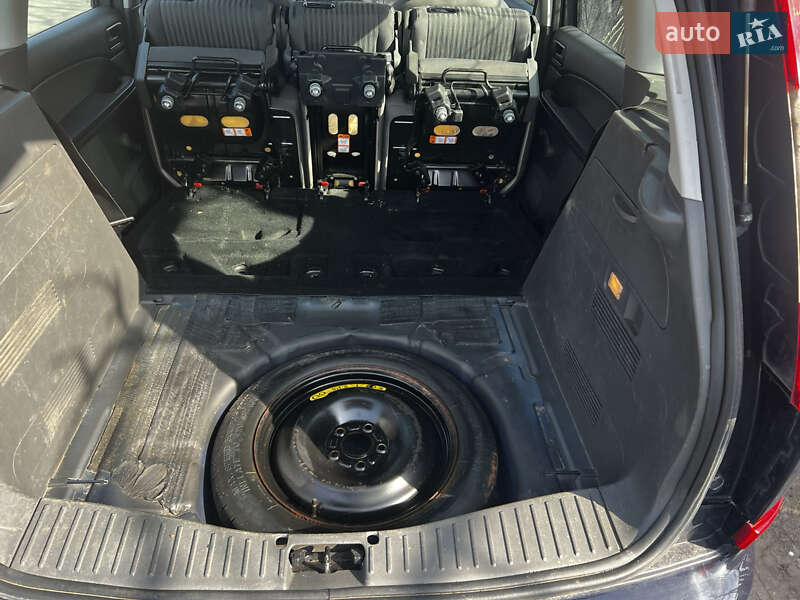 Минивэн Ford Focus C-Max 2005 в Шпитьках фото 10 Минивэн Ford Focus C-Max 2005 в Шпитьках