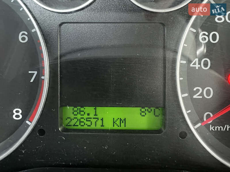 Минивэн Ford Focus C-Max 2005 в Шпитьках фото 21 Минивэн Ford Focus C-Max 2005 в Шпитьках