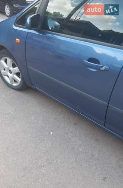 Мінівен Ford Focus C-Max 2004 в 