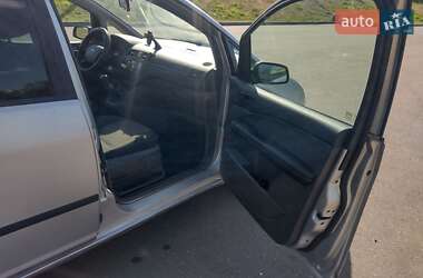 Мінівен Ford Focus C-Max 2006 в 