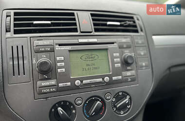 Минивэн Ford Focus C-Max 2006 в 
