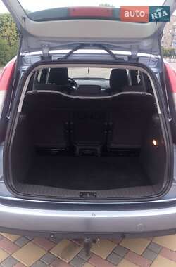 Минивэн Ford Focus C-Max 2006 в 