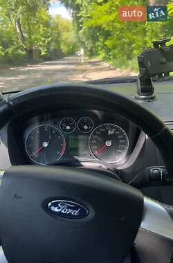 Минивэн Ford Focus C-Max 2006 в 