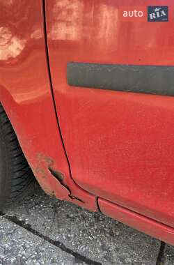 Мінівен Ford Focus C-Max 2004 в 