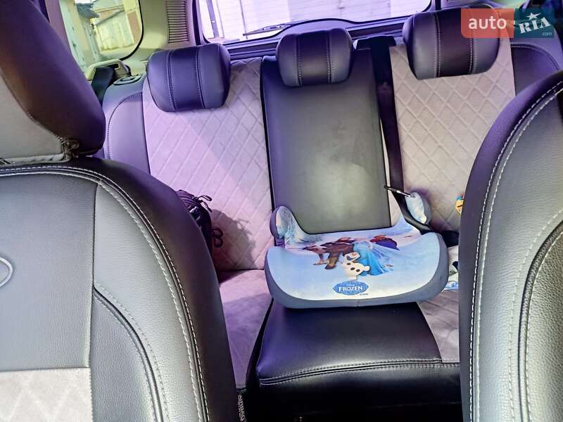 Мінівен Ford Focus C-Max 2009 в Житомирі