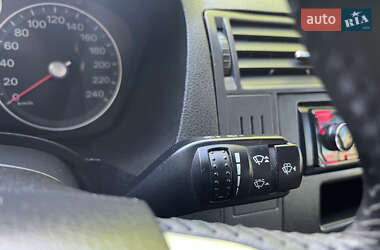 Минивэн Ford Focus C-Max 2006 в 