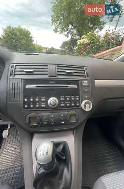 Мінівен Ford Focus C-Max 2005 в 
