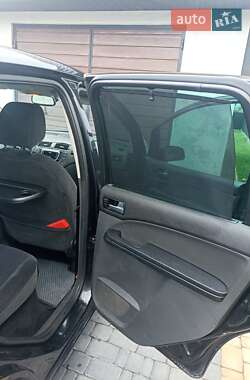 Минивэн Ford Focus C-Max 2004 в 