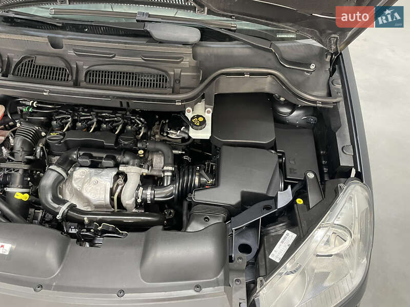 Минивэн Ford Focus C-Max 2010 в Стрые