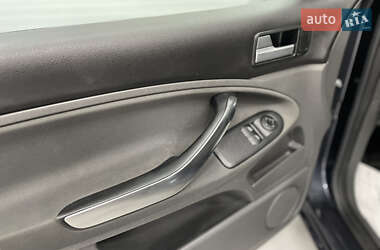 Мінівен Ford Focus C-Max 2010 в 