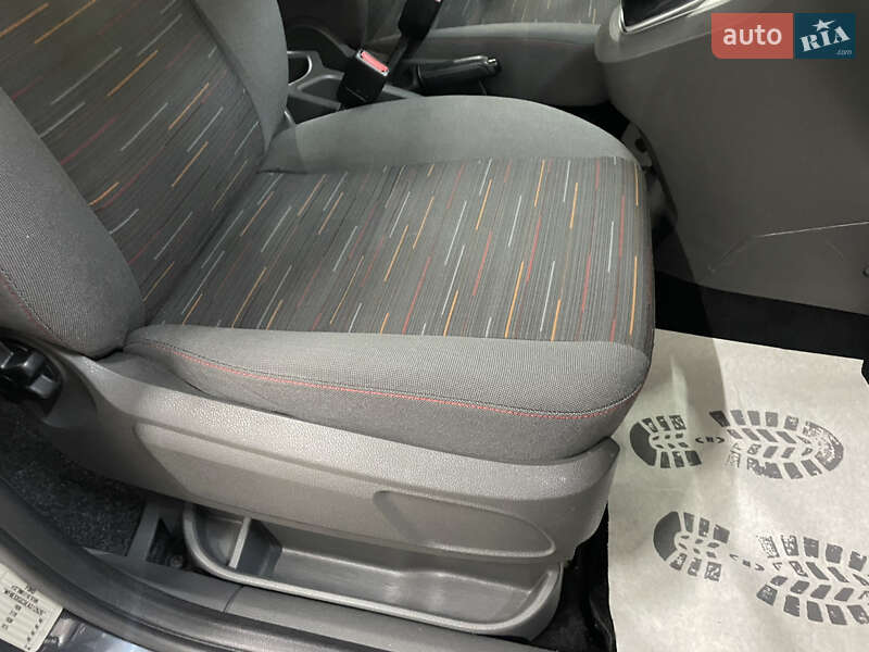 Минивэн Ford Focus C-Max 2010 в Стрые