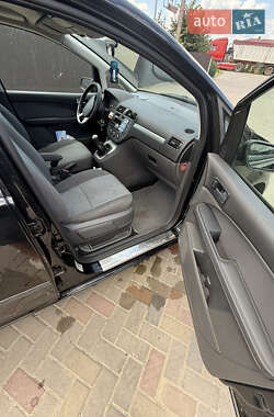 Мінівен Ford Focus C-Max 2005 в 
