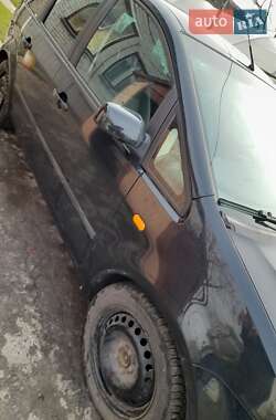 Минивэн Ford Focus C-Max 2005 в 