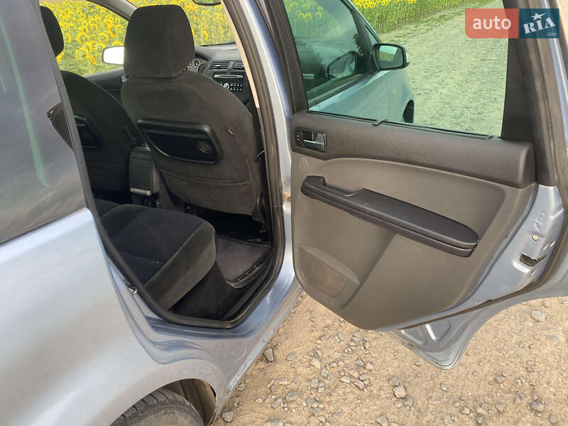 Мінівен Ford Focus C-Max 2005 в Рожище