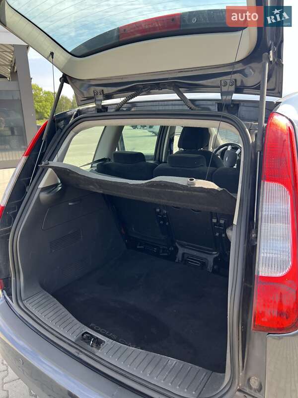 Мінівен Ford Focus C-Max 2005 в Радехові