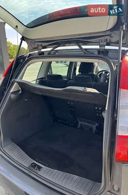 Мінівен Ford Focus C-Max 2005 в 
