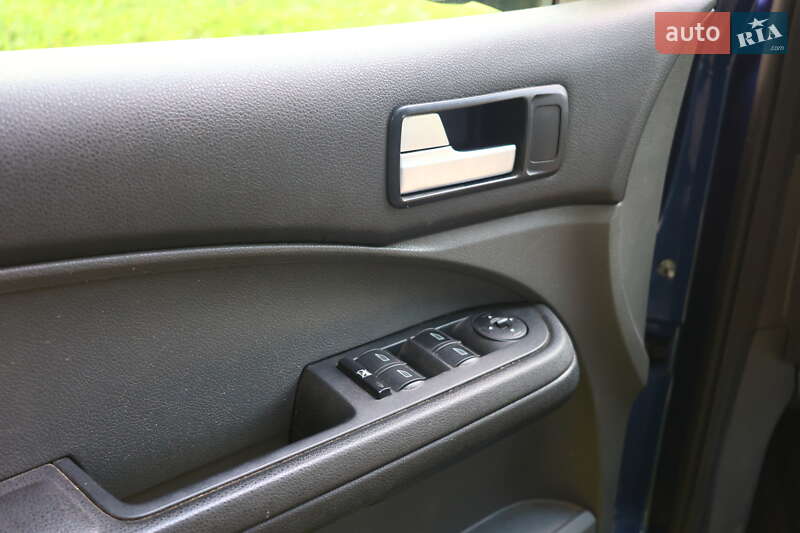 Мінівен Ford Focus C-Max 2007 в Іршаві