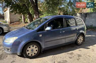 Минивэн Ford Focus C-Max 2006 в 