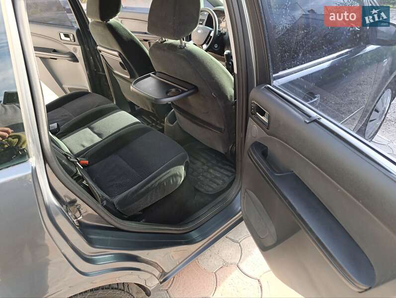 Мінівен Ford Focus C-Max 2006 в Чернівцях