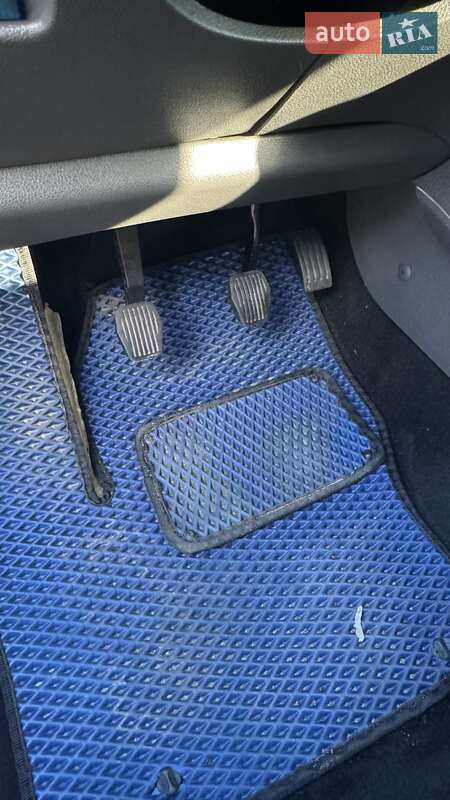 Мінівен Ford Focus C-Max 2005 в Житомирі