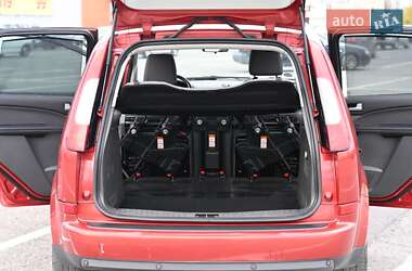 Мінівен Ford Focus C-Max 2006 в 