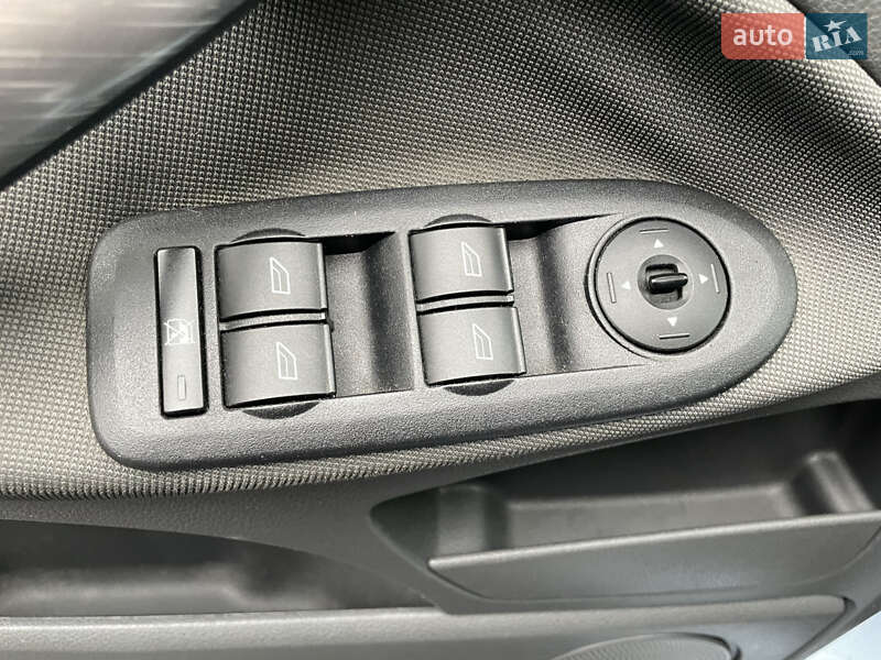 Минивэн Ford Focus C-Max 2007 в Ровно фото 26 Минивэн Ford Focus C-Max 2007 в Ровно