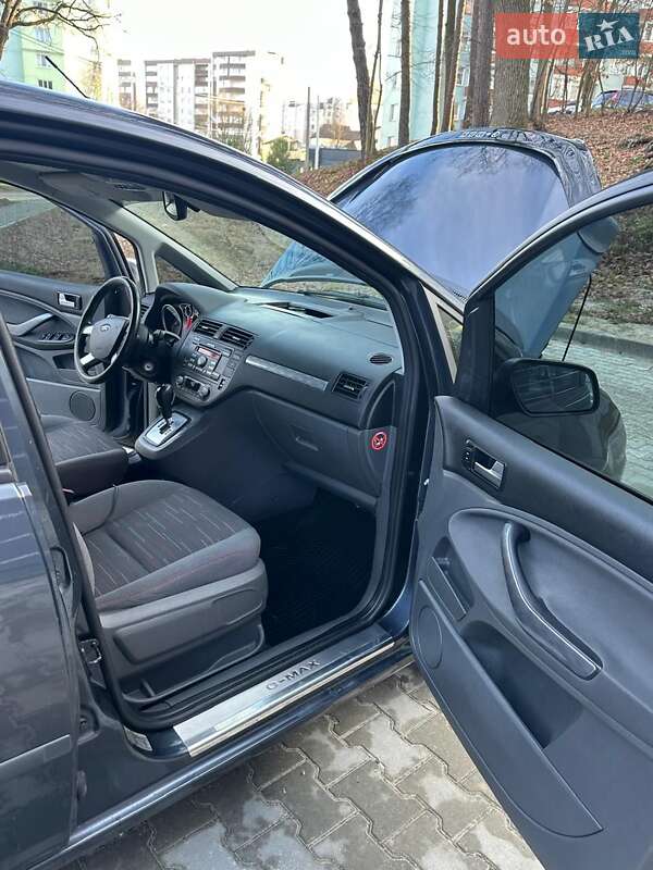 Минивэн Ford Focus C-Max 2008 в Новояворовске