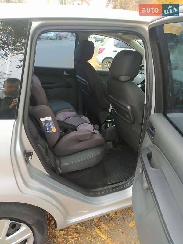 Мінівен Ford Focus C-Max 2006 в Черкасах