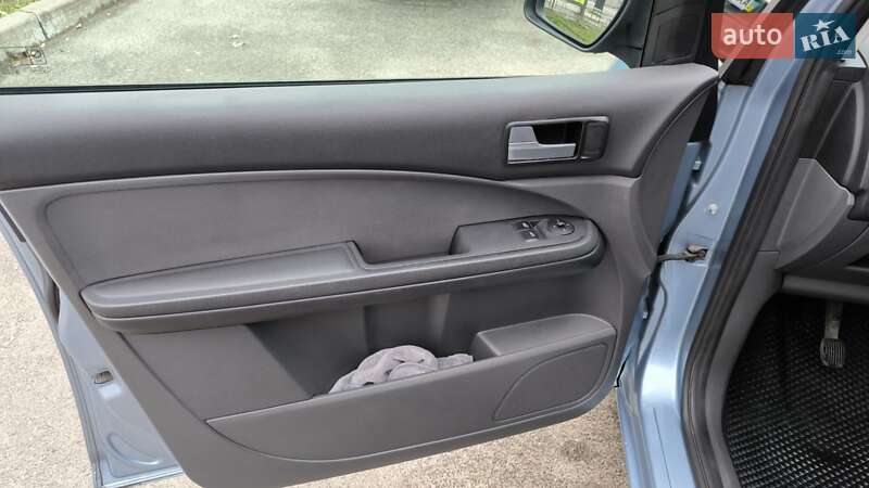 Минивэн Ford Focus C-Max 2005 в Киеве фото 8 Минивэн Ford Focus C-Max 2005 в Киеве