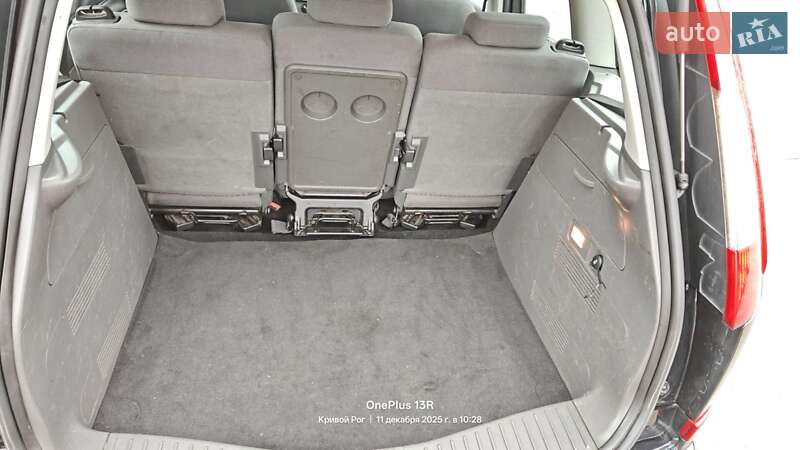 Мінівен Ford Focus C-Max 2006 в Кривому Розі фото 13 Мінівен Ford Focus C-Max 2006 в Кривому Розі